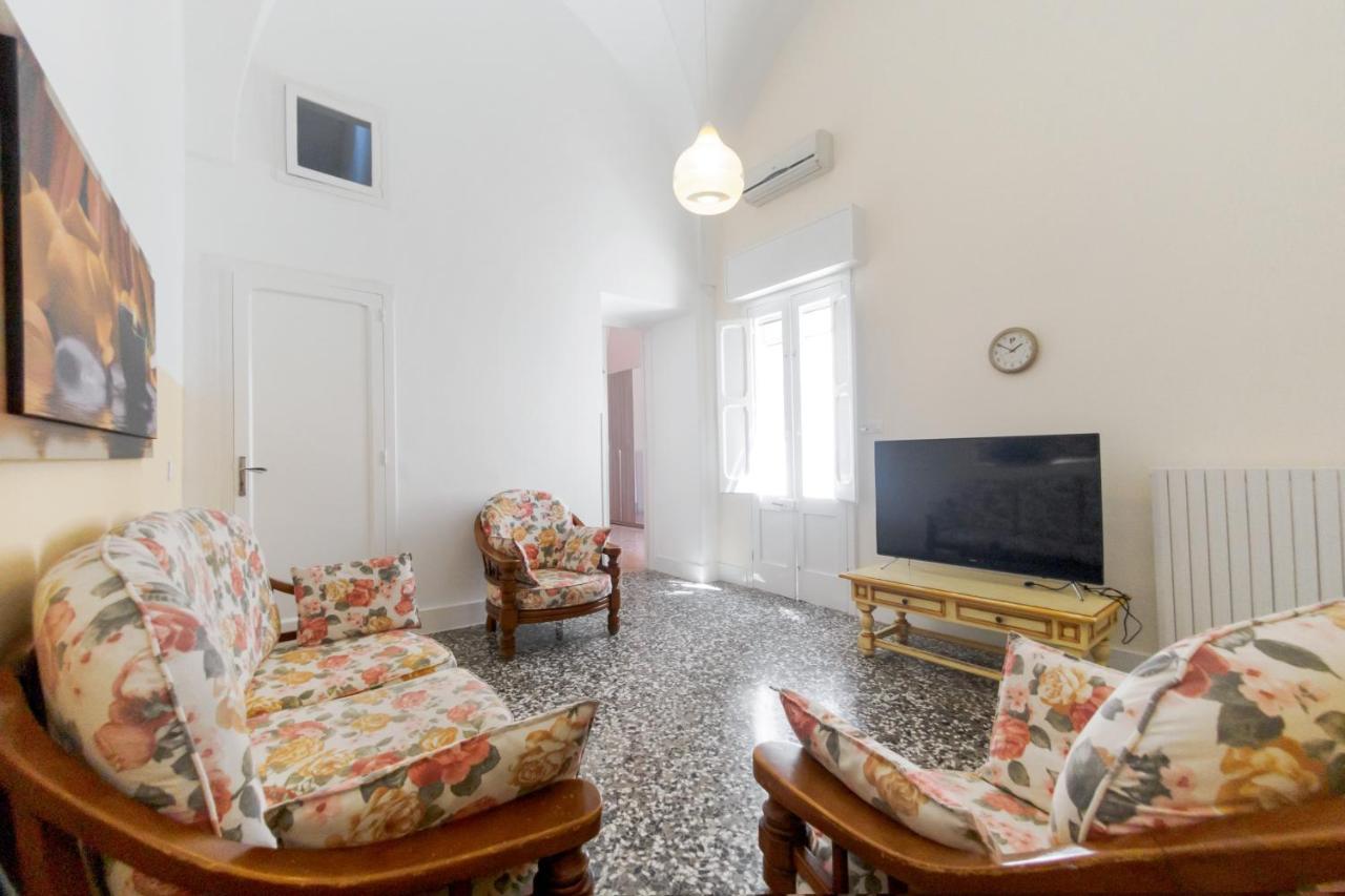 Casa Vacanze Penelope Alessano Exterior photo